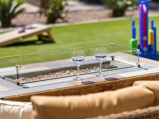 216-fully Furnished 1br Suite-outdoor Pool *