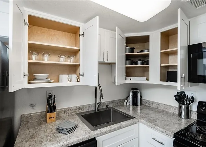 Apartment 216-fully Furnished 1br Suite-outdoor Pool Scottsdale